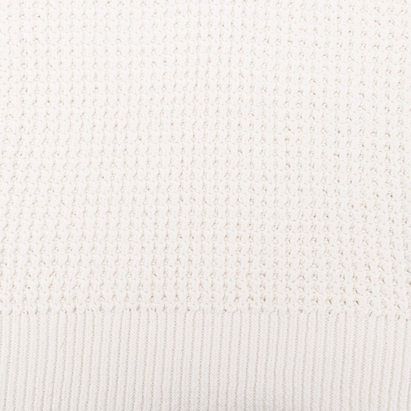 CREAM WAFFLE V-NECK SWEATER VEST