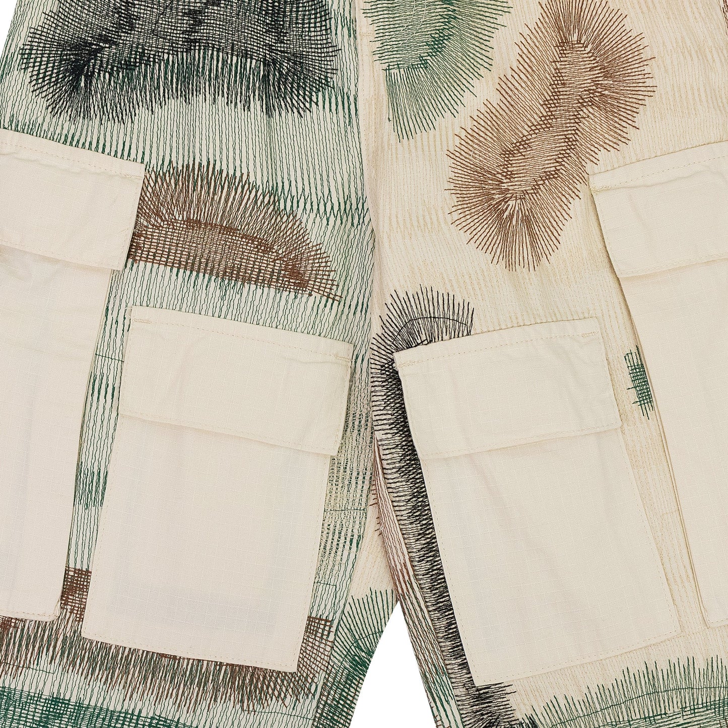 IVORY CAMOUFLAGE EMBROIDERY PANTS