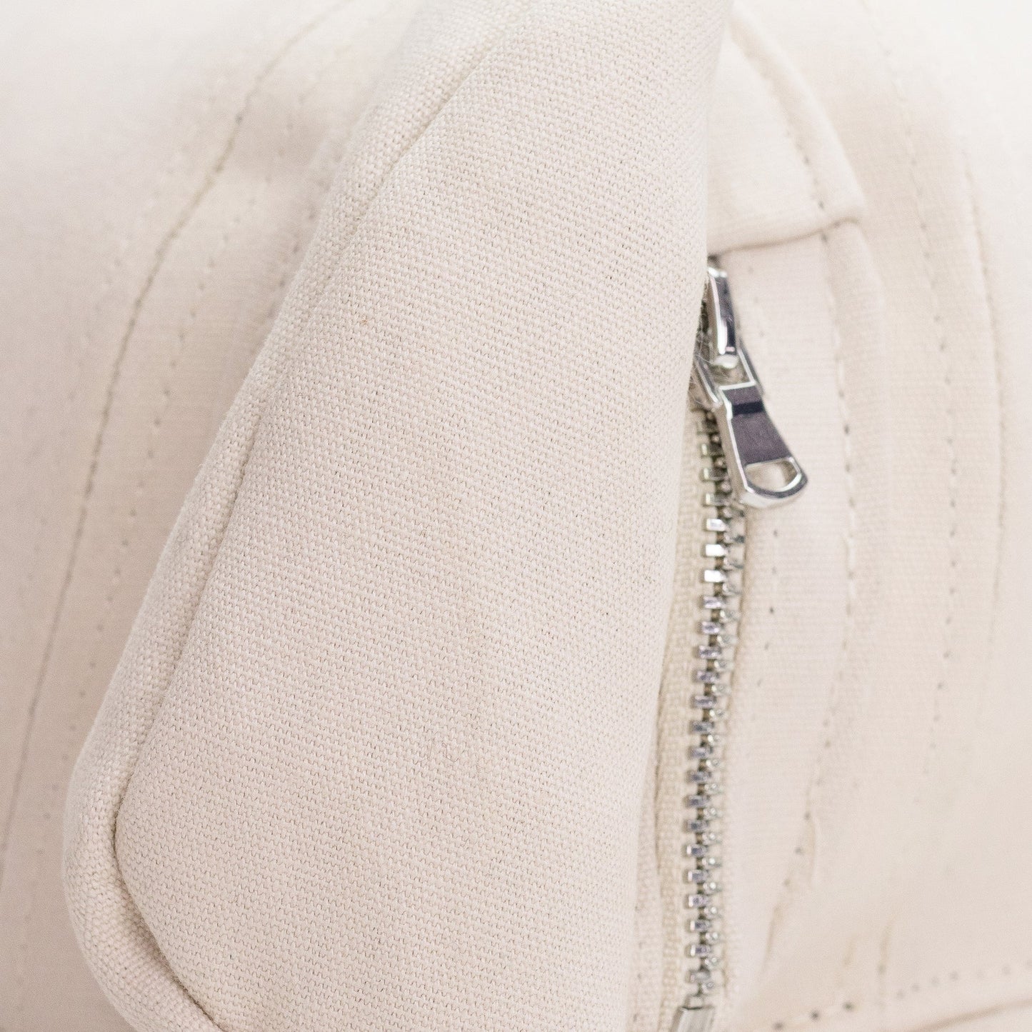 OFF-WHITE WINDOW BASEBALL CAP