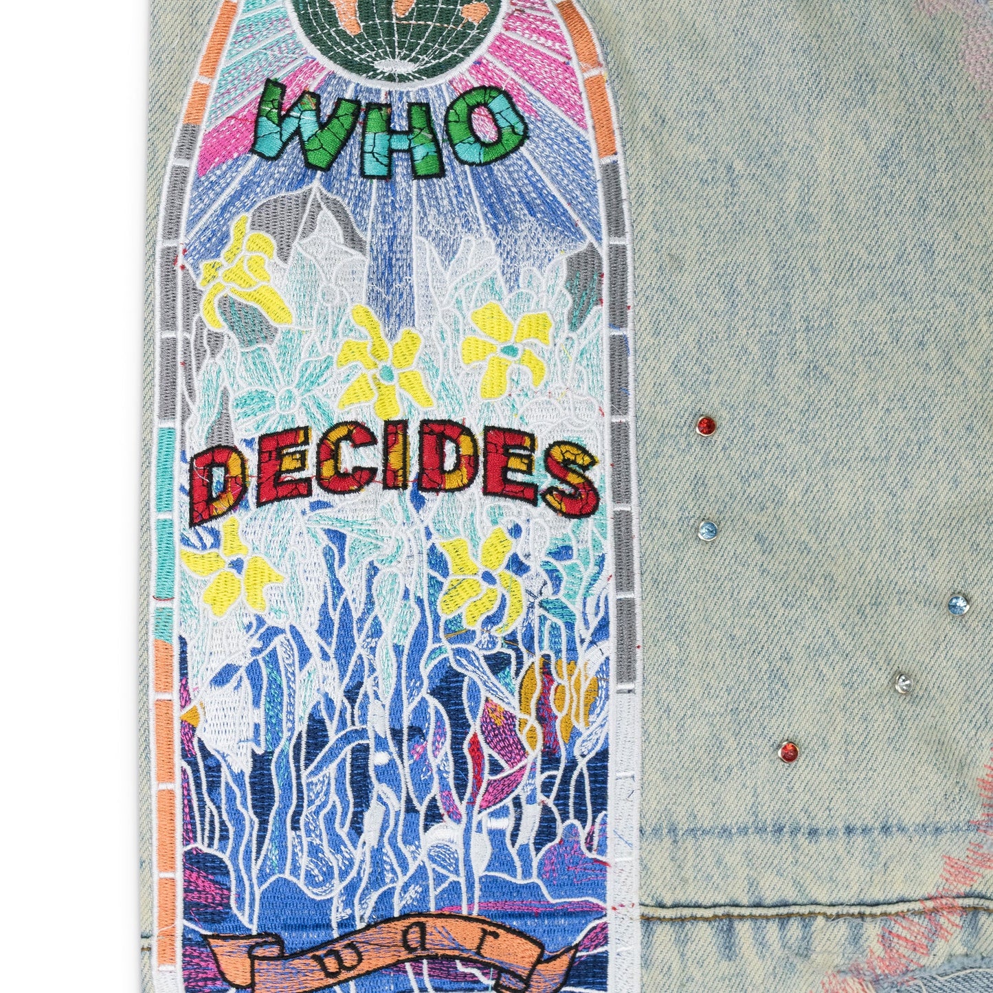 BLUE STUD DISTRESSED STRAIGHT-FIT JEANS