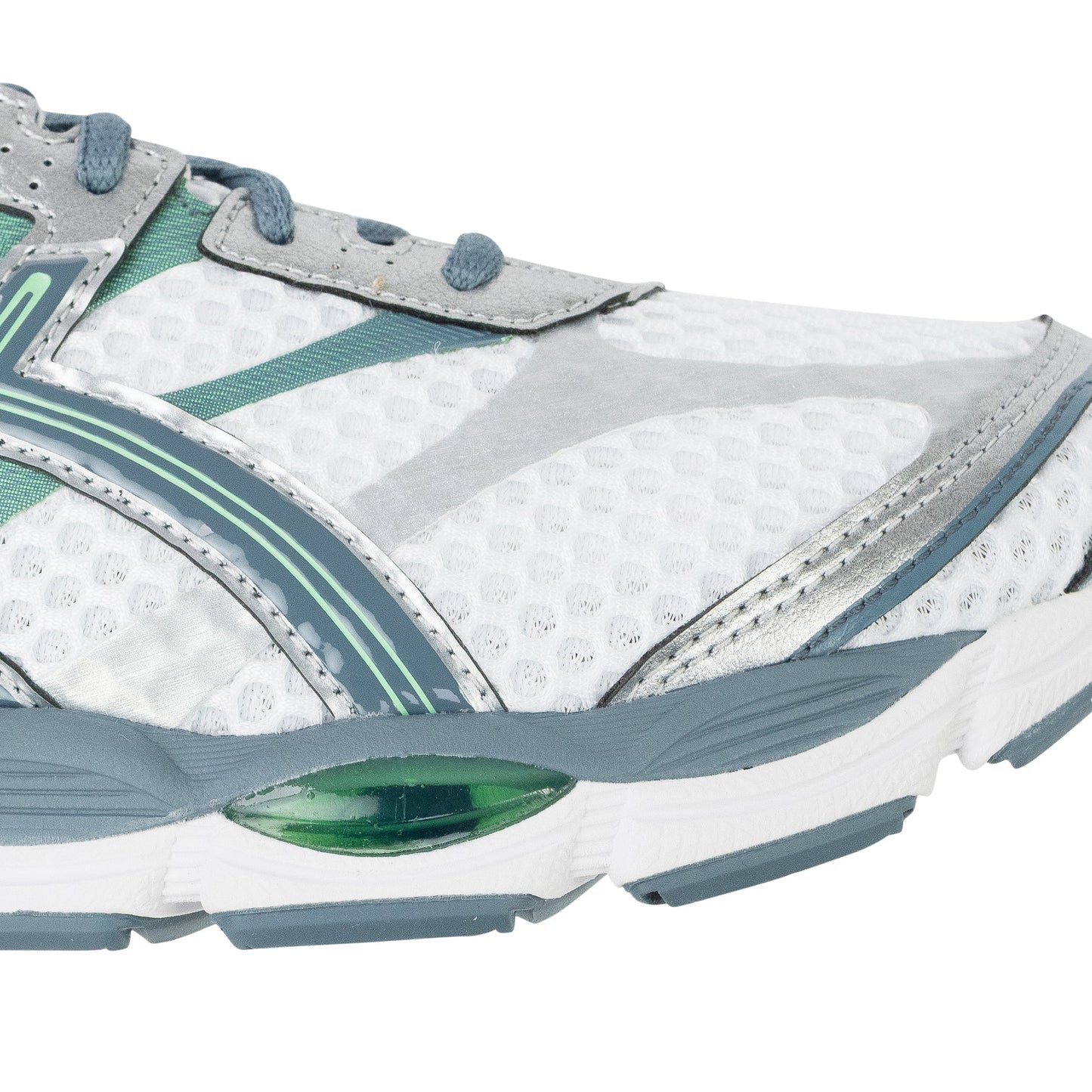 White / Ironclad Gel-Cumulus 16 Sneaker