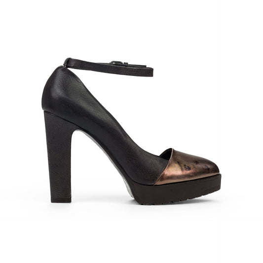 BROWN ANKLE STRAP HEELS