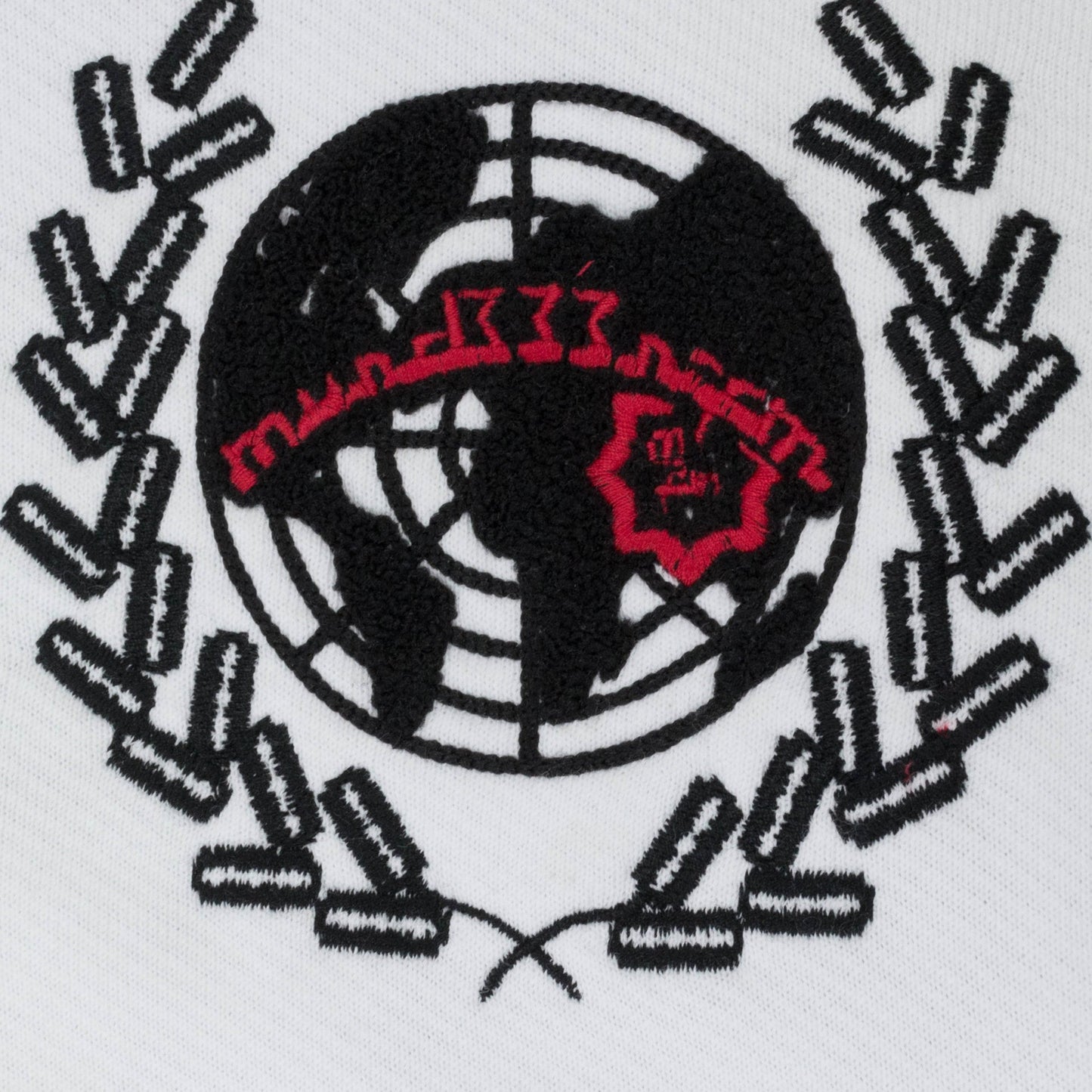 MURD333R.FM WHITE PEACEMAKER 2 HOODIE
