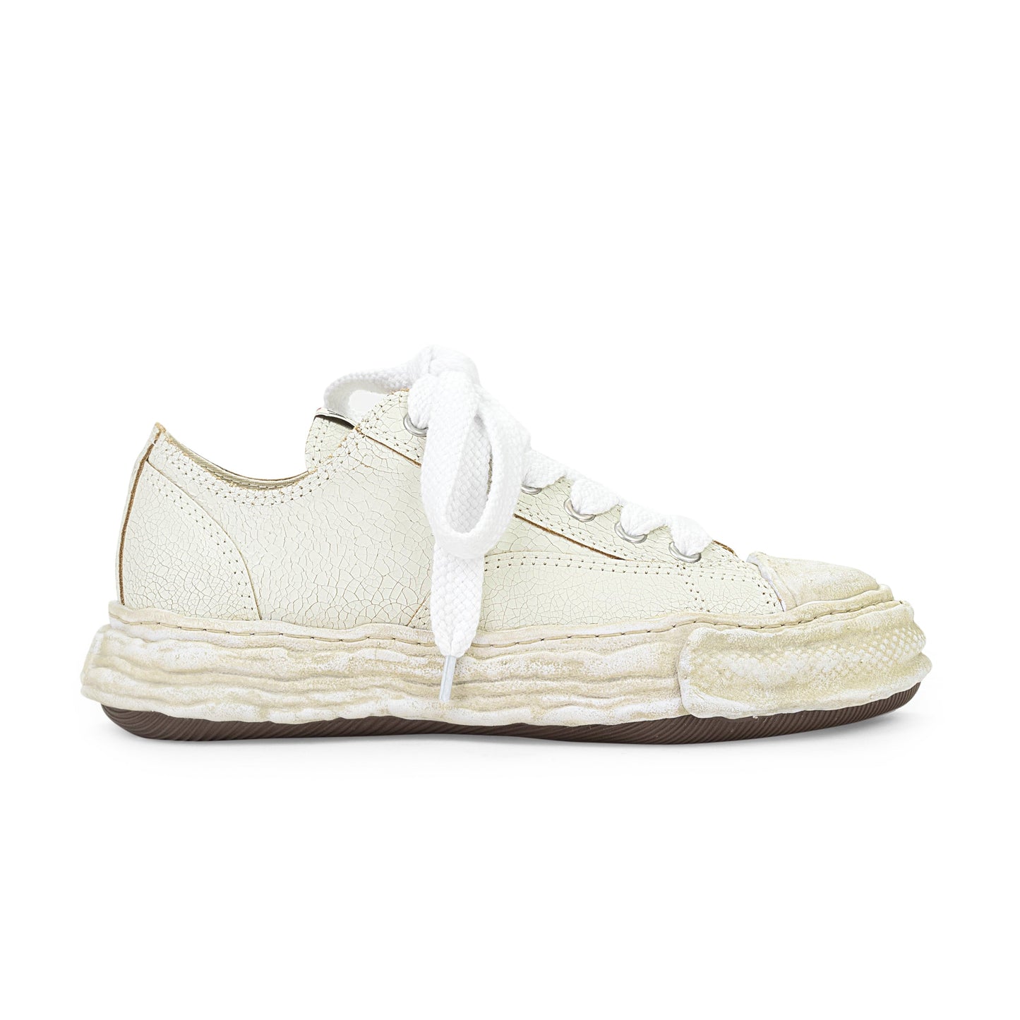 NIB MMY PETERSON LOW CRACKING WHITE LOW-TOP SNEAKER