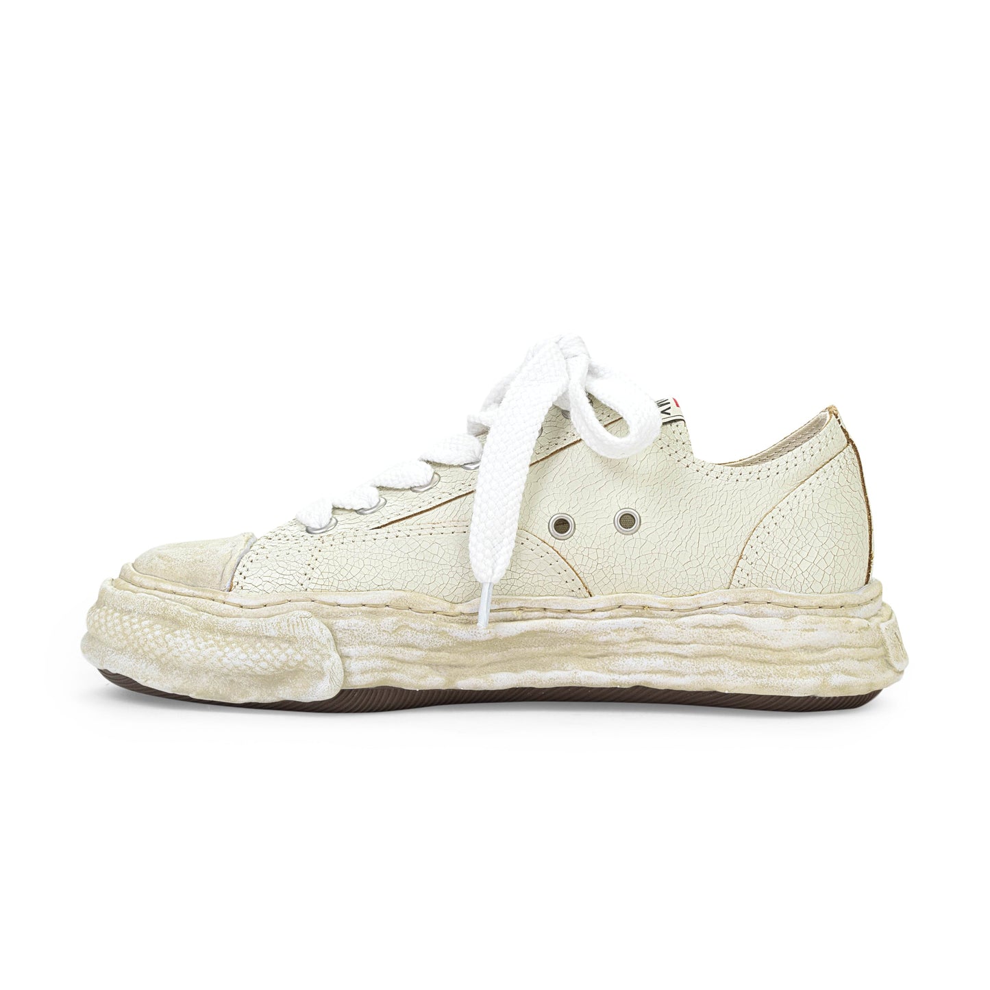 NIB MMY PETERSON LOW CRACKING WHITE LOW-TOP SNEAKER