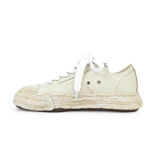 NIB MMY PETERSON LOW CRACKING WHITE LOW-TOP SNEAKER