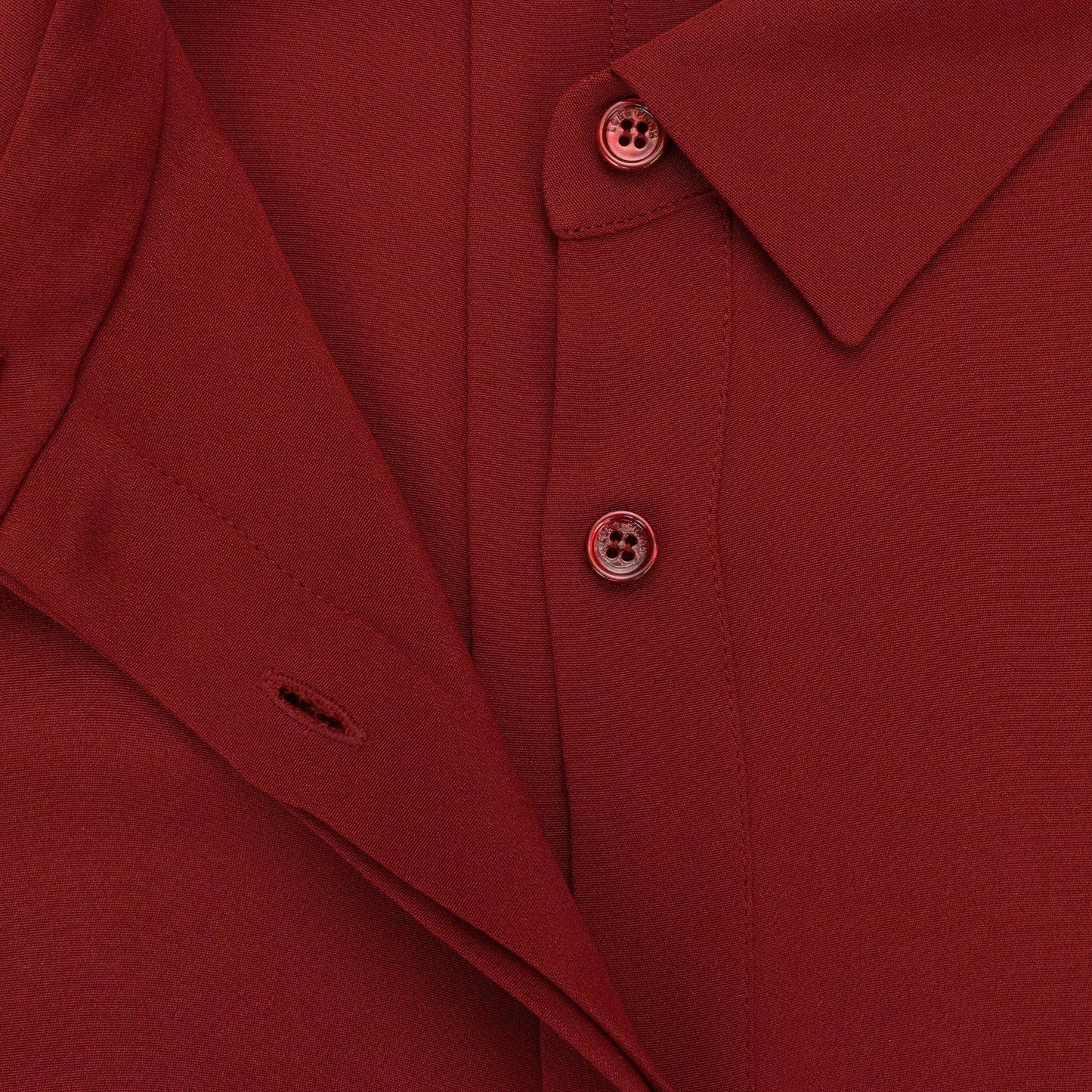 LONG SLEEVE BURGUNDY BUTTON-UP TOP