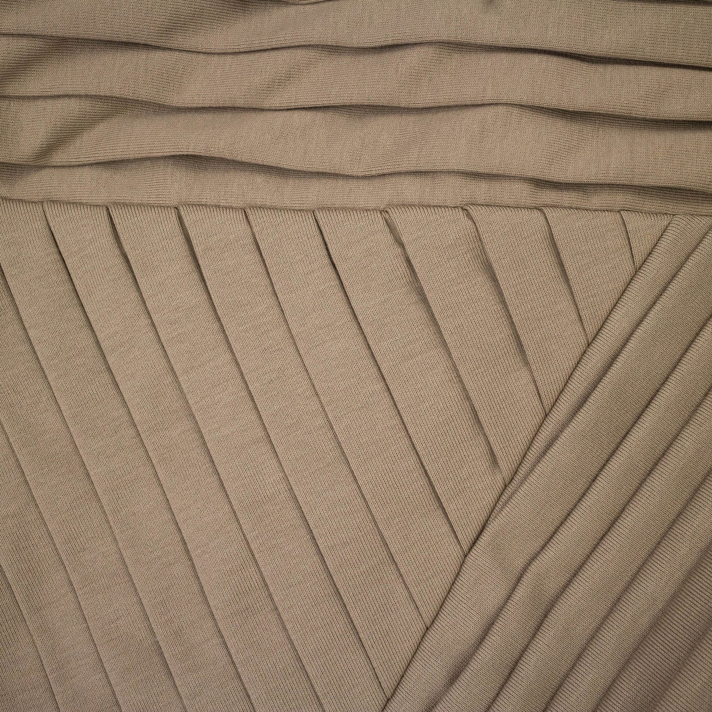 WITH PLEATS SAND BLOUSES