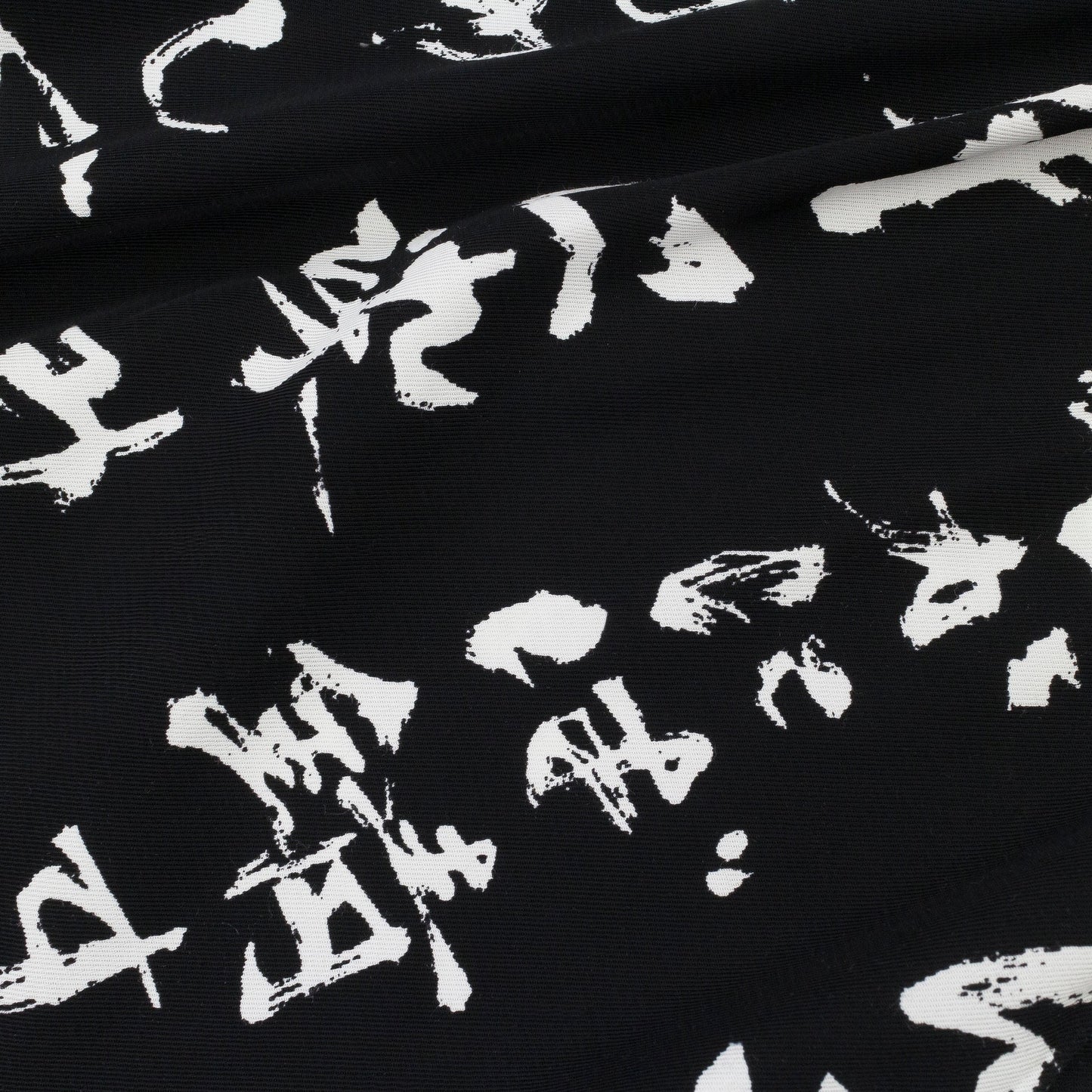 TINSAGUNU-HANA BLACK SHORTS