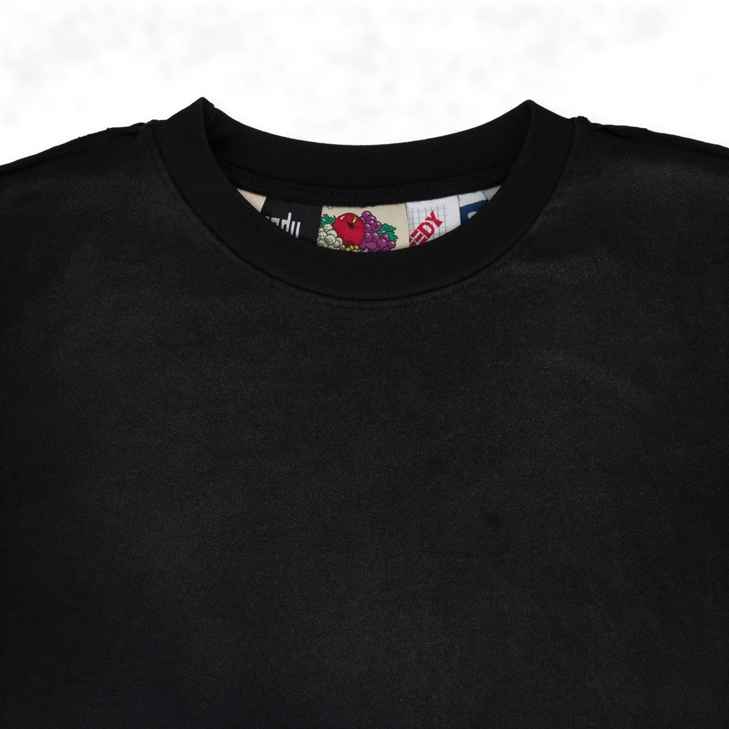 MULTI TAG BLACK T-SHIRT