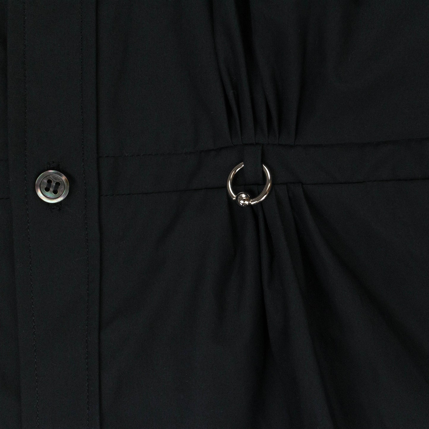 BLACK PLEATS BUTTON-DOWN SHIRT