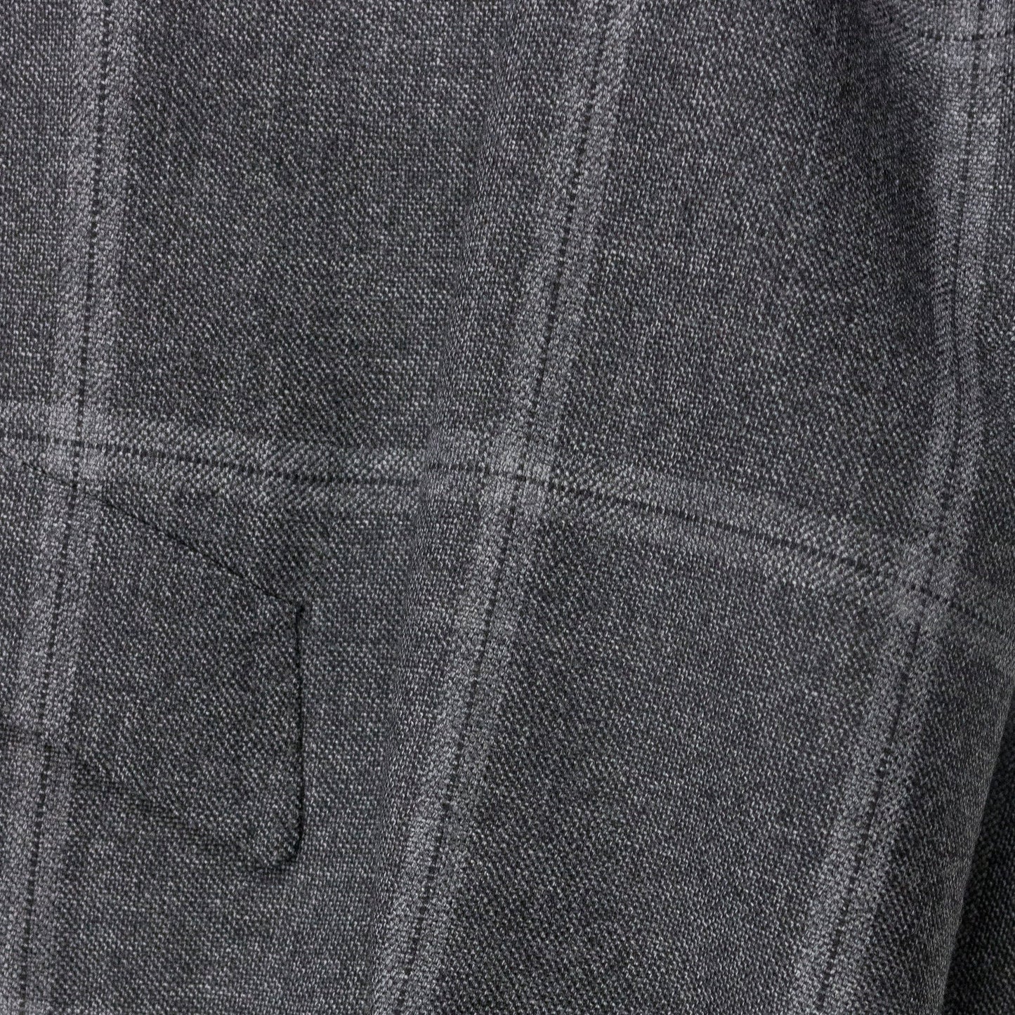 GREY PLAID THREE PIECE SUIT