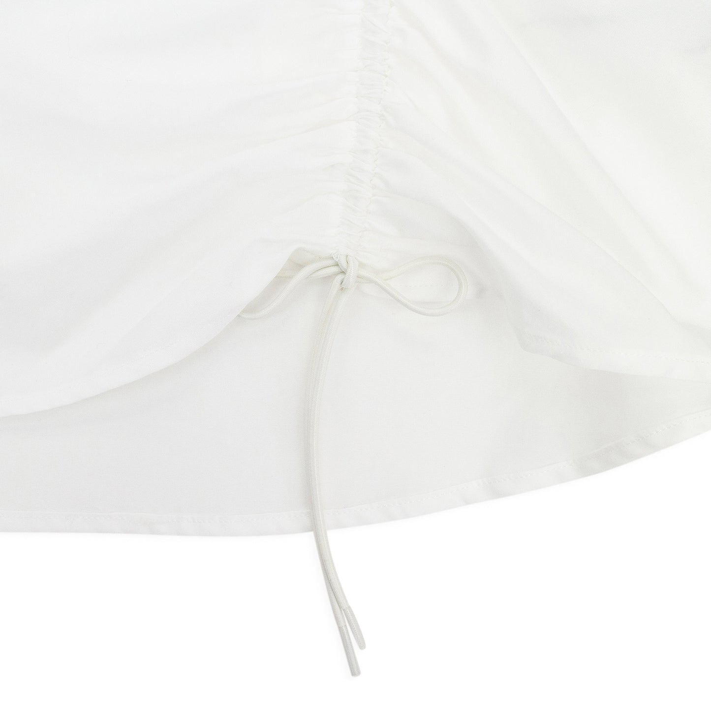 WHITE CLASSIC FIT WITH RUCHING BUTTON-DOWN SHIRT