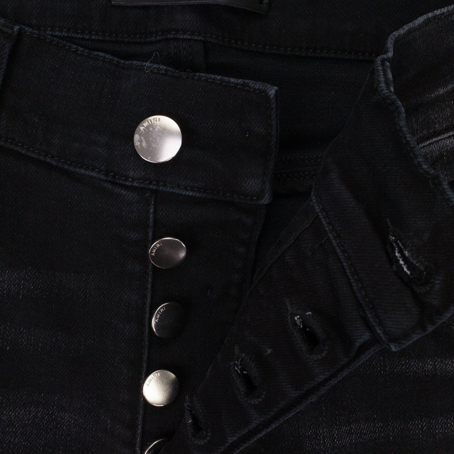 AGED BLACK TIE DYE BANDANA THRASHER JEANS