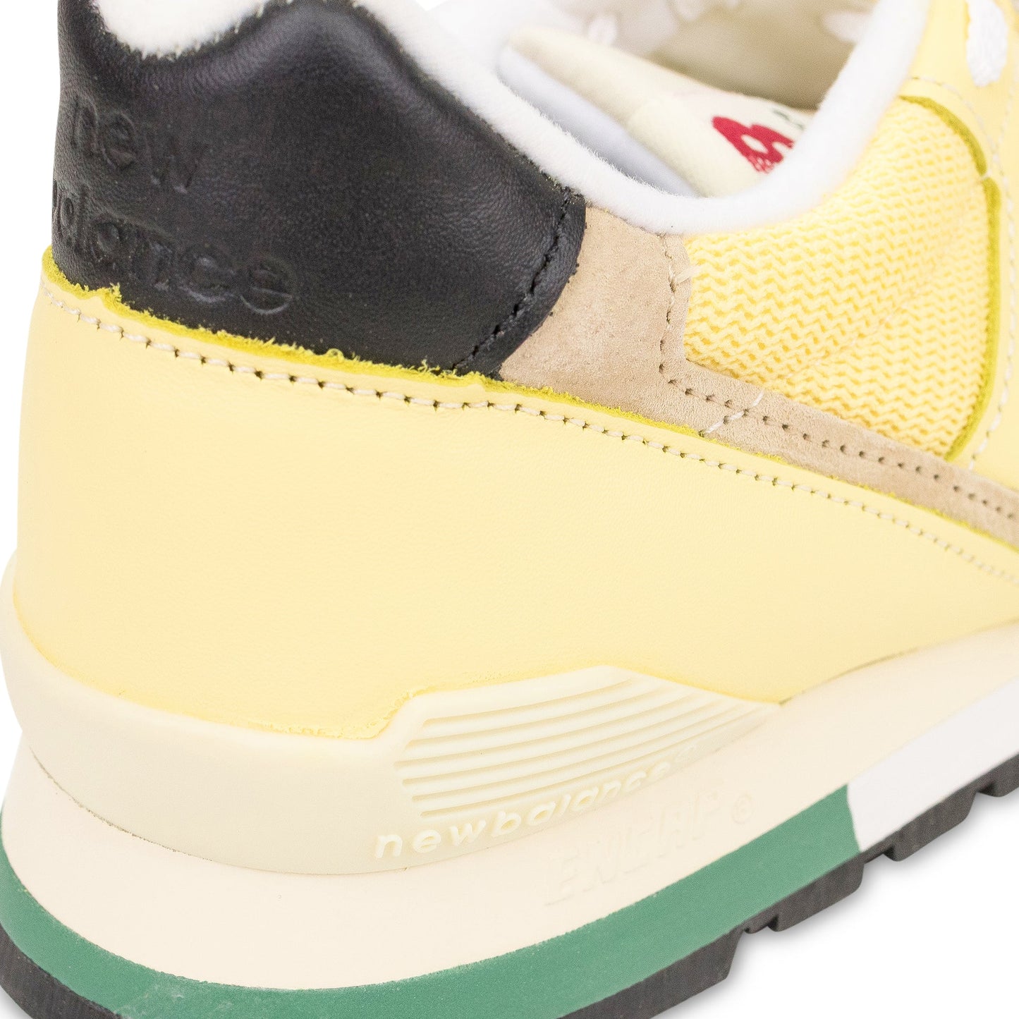 YELLOW NEW BALANCE MADE IN USA 996 SNEAKERS