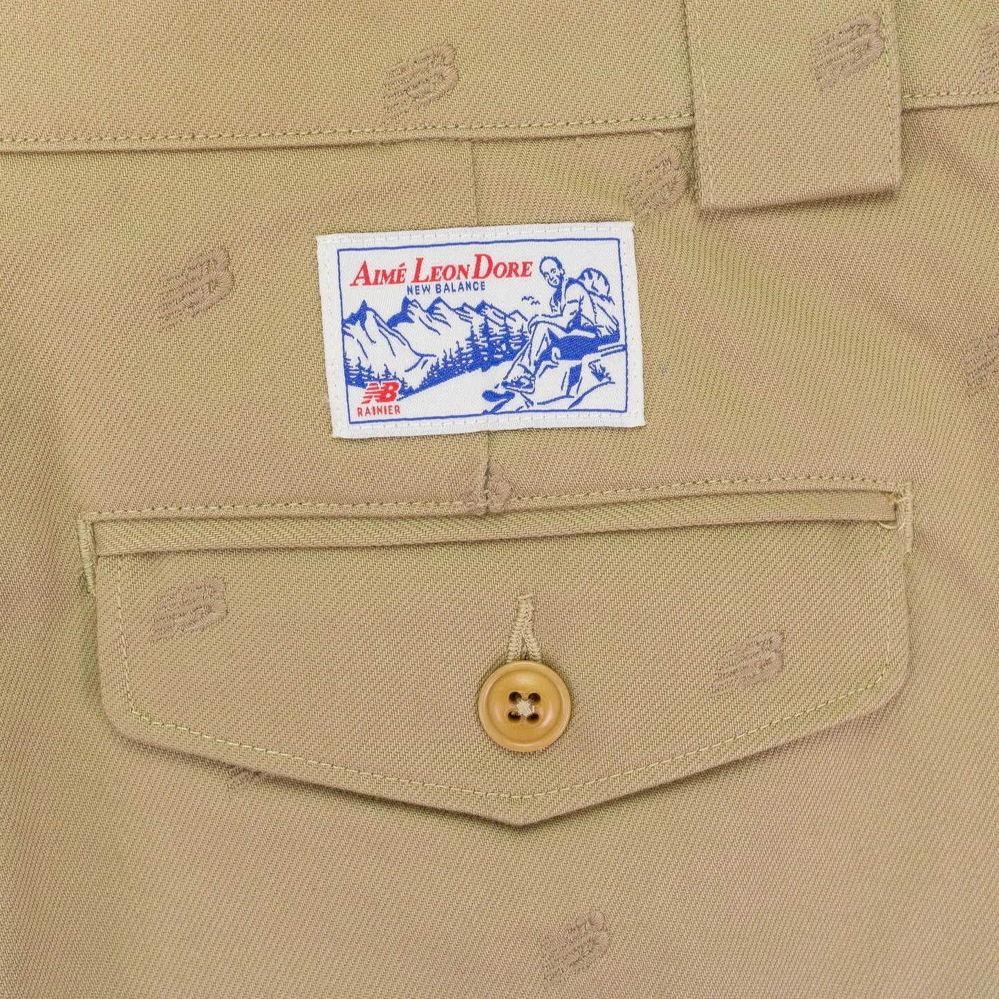 OFF-WHITE NEW BALANCE FLYING LOGO PANTS