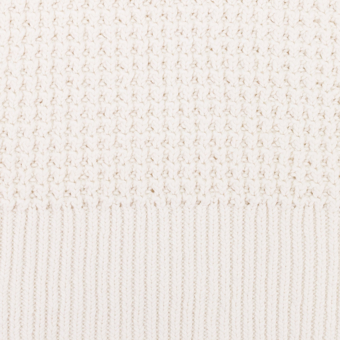 CREAM WAFFLE V-NECK SWEATER VEST