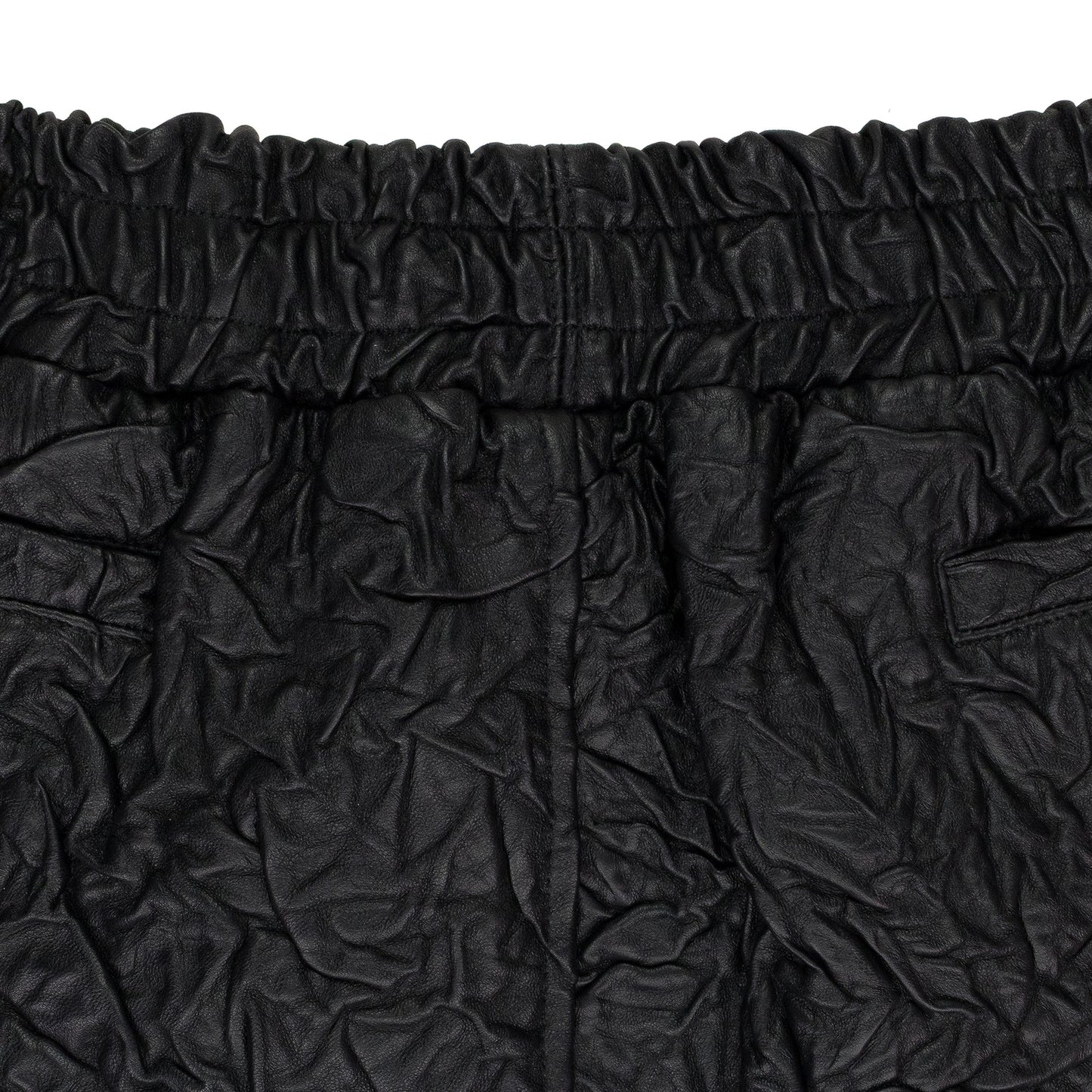 BLACK CRINKLED TAILORED SHORTS