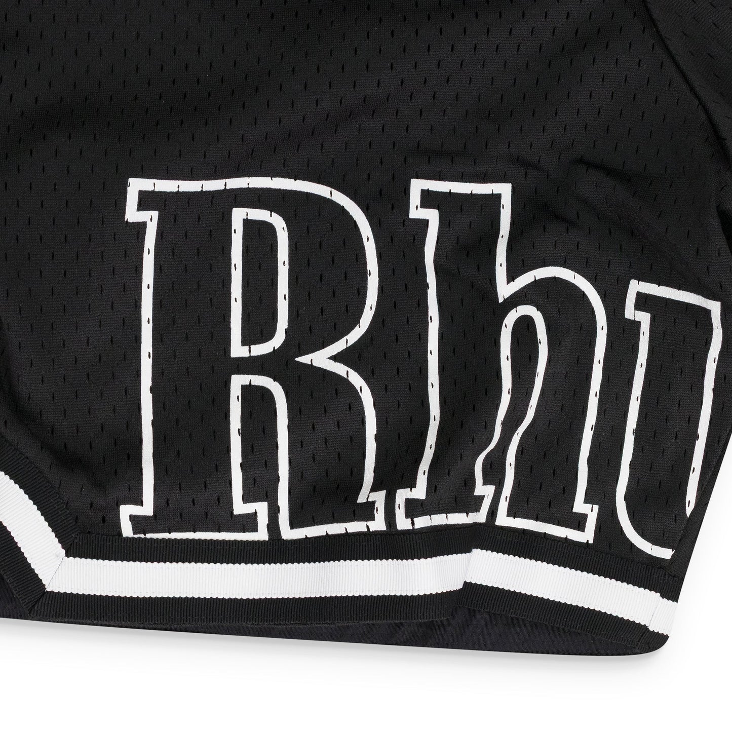 BLACK COURT LOGO SHORT SHORTS