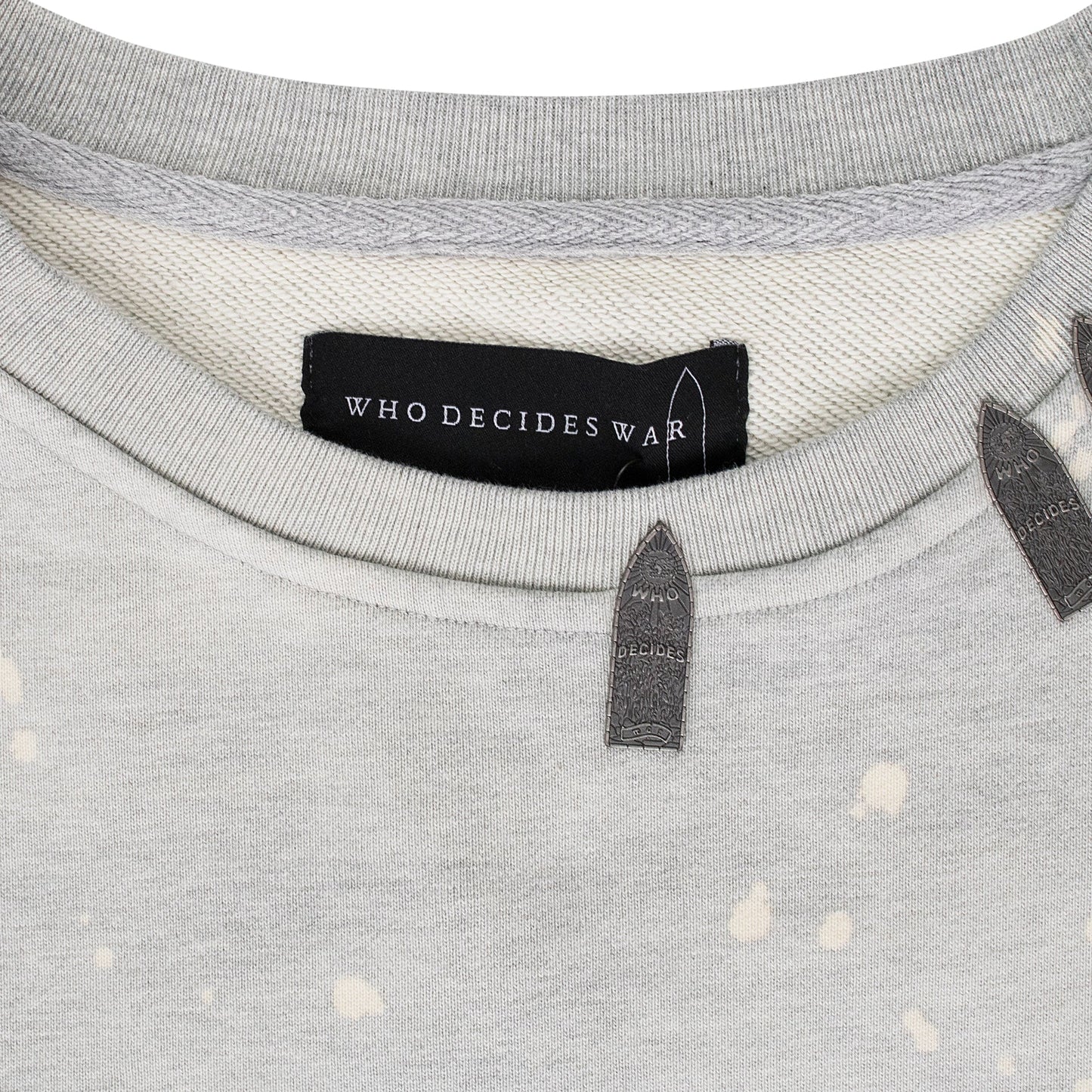 WHITE ARCHED COLLAGE T-SHIRT