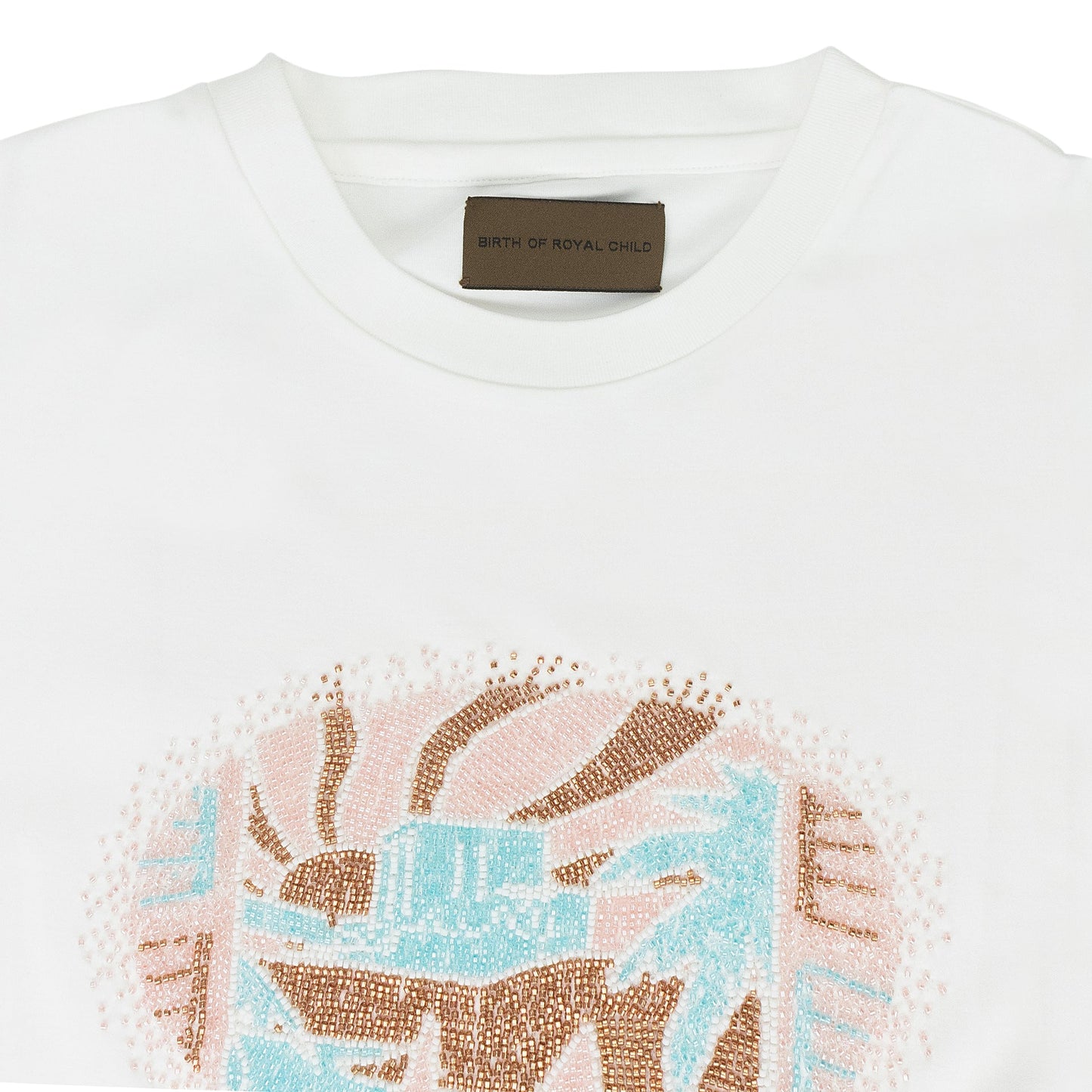 WHITE BEADED NILE RIVER T-SHIRT