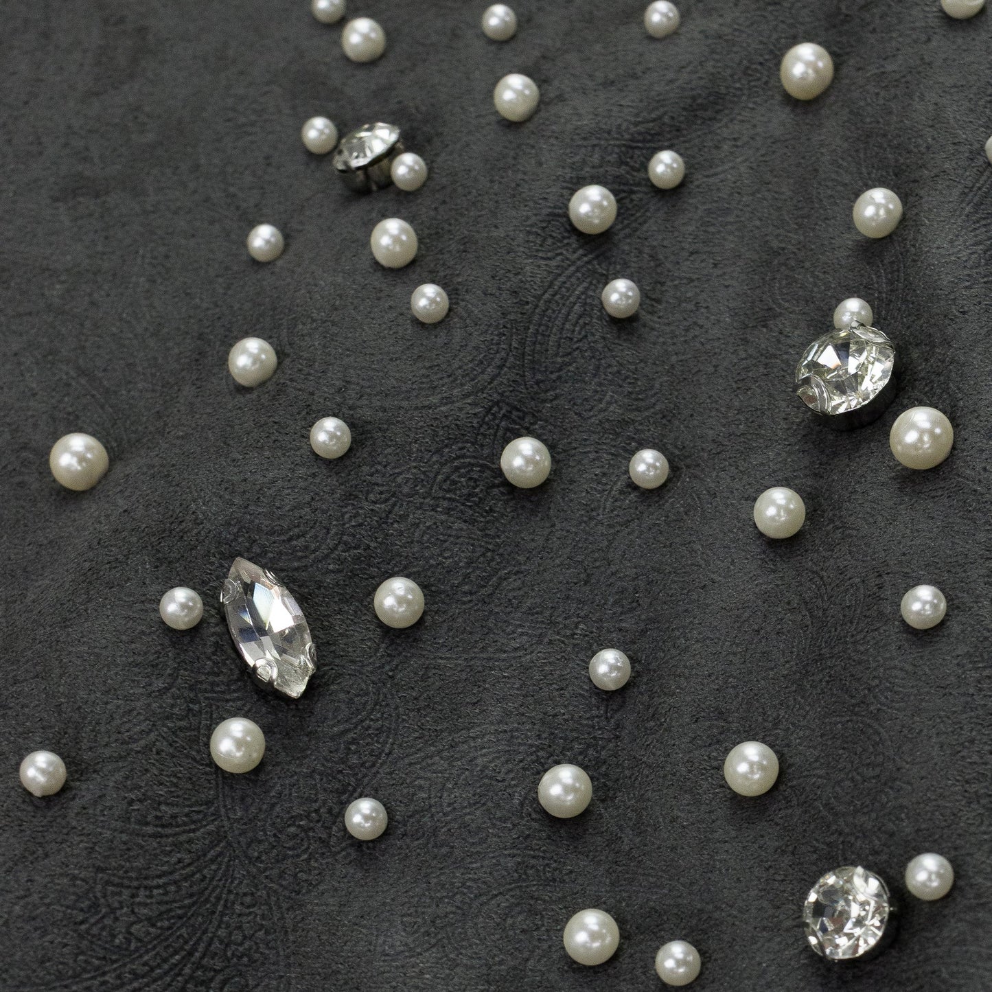 Black Cashew Blossom Pearl Sweatpants