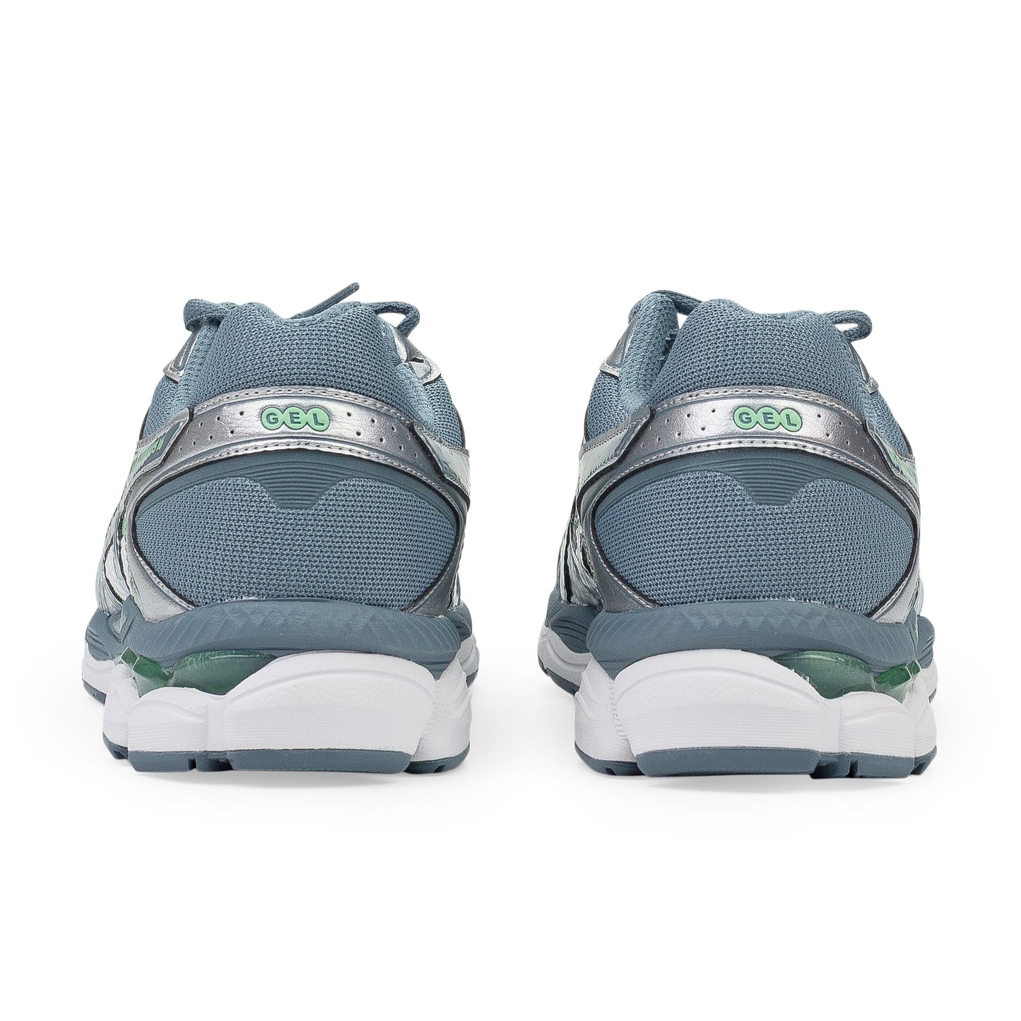 White / Ironclad Gel-Cumulus 16 Sneaker